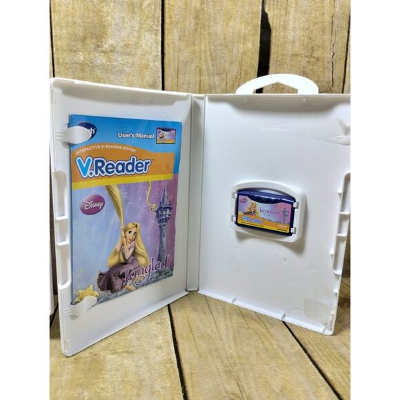 VTech V.Reader Cartridges Tangled & Dora Explorer Animated E-Books Lot Of 2 - Picture 6 of 8